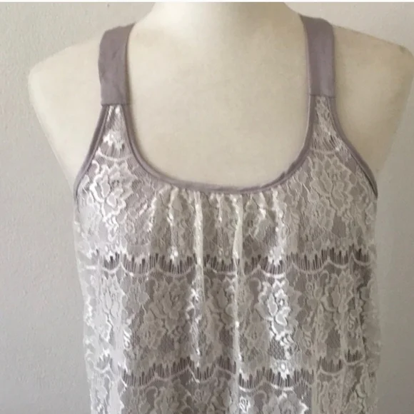 🌻5/$25 Lacey Forever 21 Tank Top Size M - Picture 2 of 7